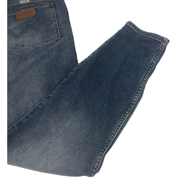 Wrangler Women’s Wriggler 612 Skinny Jeans 32x28 Blue Denim High Rise Distressed - Picture 10 of 11